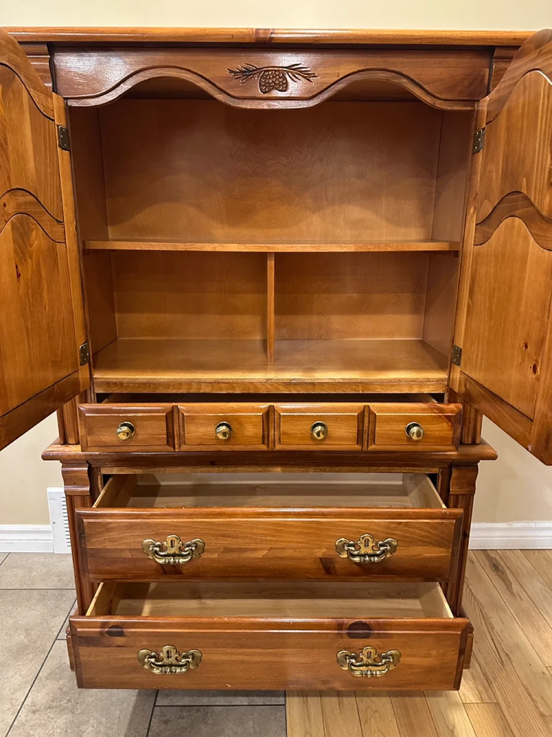 Vintage Solid Wood Daveluyville Tallboy Dresser (CAN DELIVER) image indicator(3)