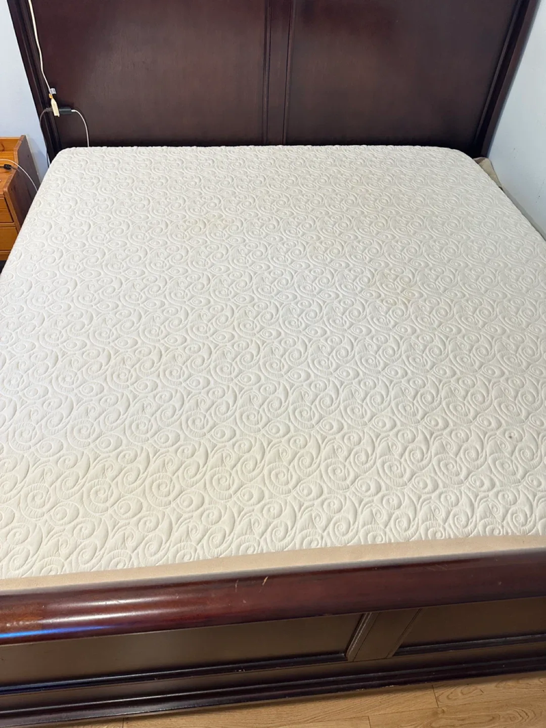 Tempur-Pedic Rhapsody Breeze King Size Mattress (CAN DELIVER) image indicator(8)
