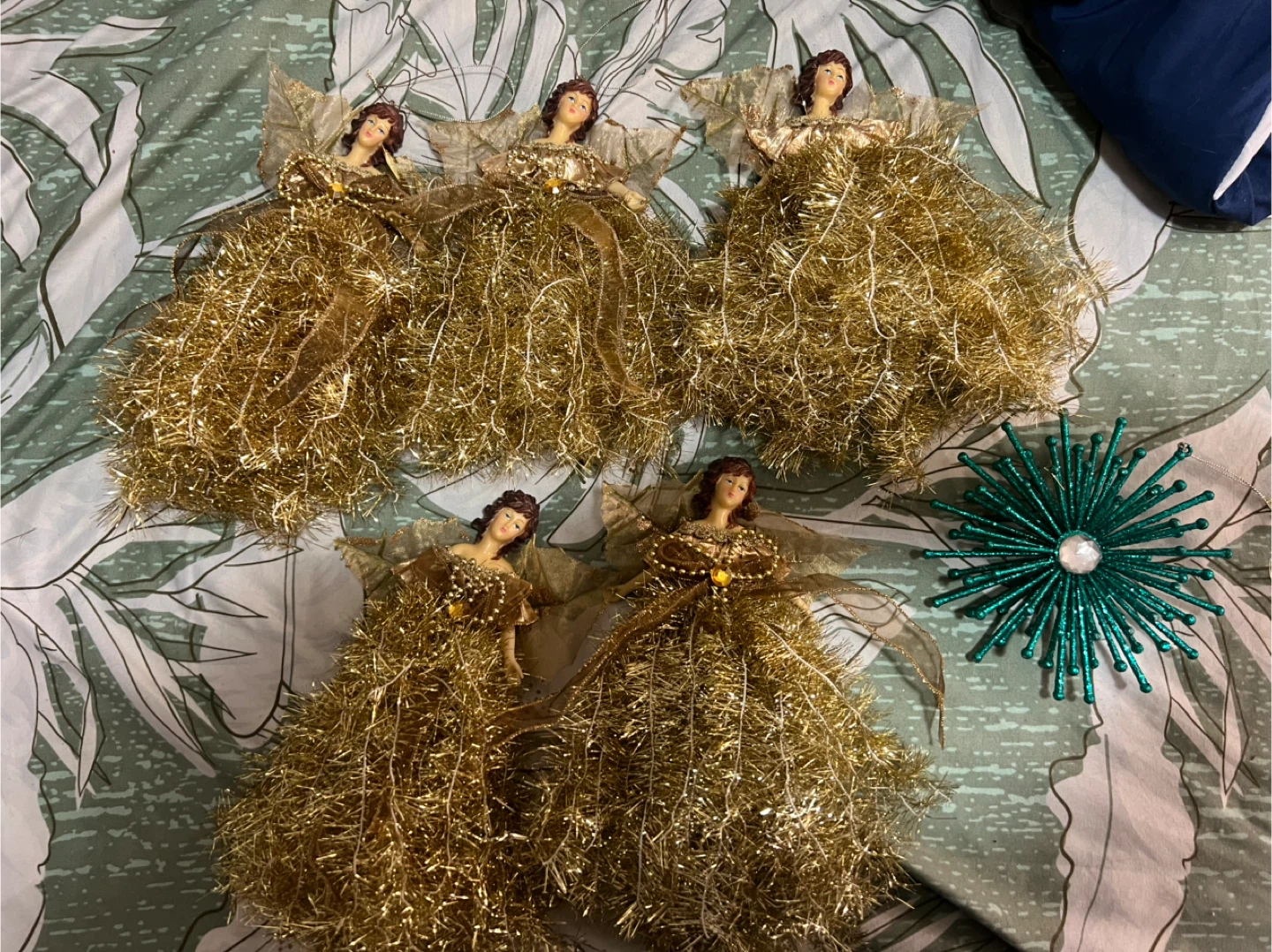5 Angel Christmas Ornaments - Gold - photo 5
