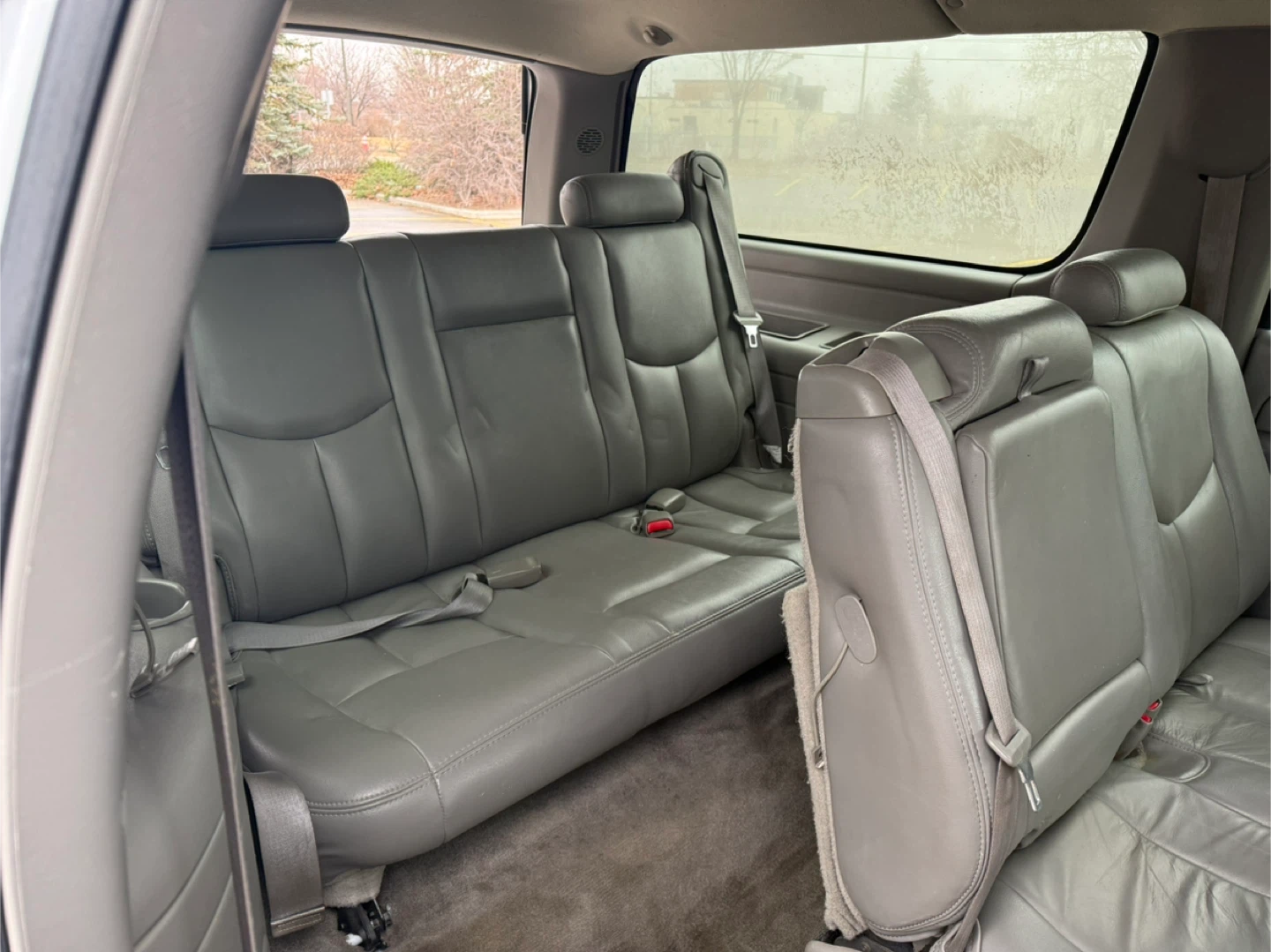2005 Chevrolet Suburban LT - photo 4