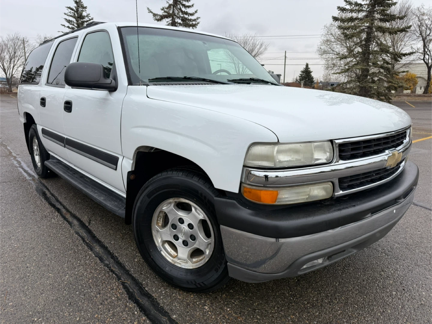 2005 Chevrolet Suburban LT - photo 2