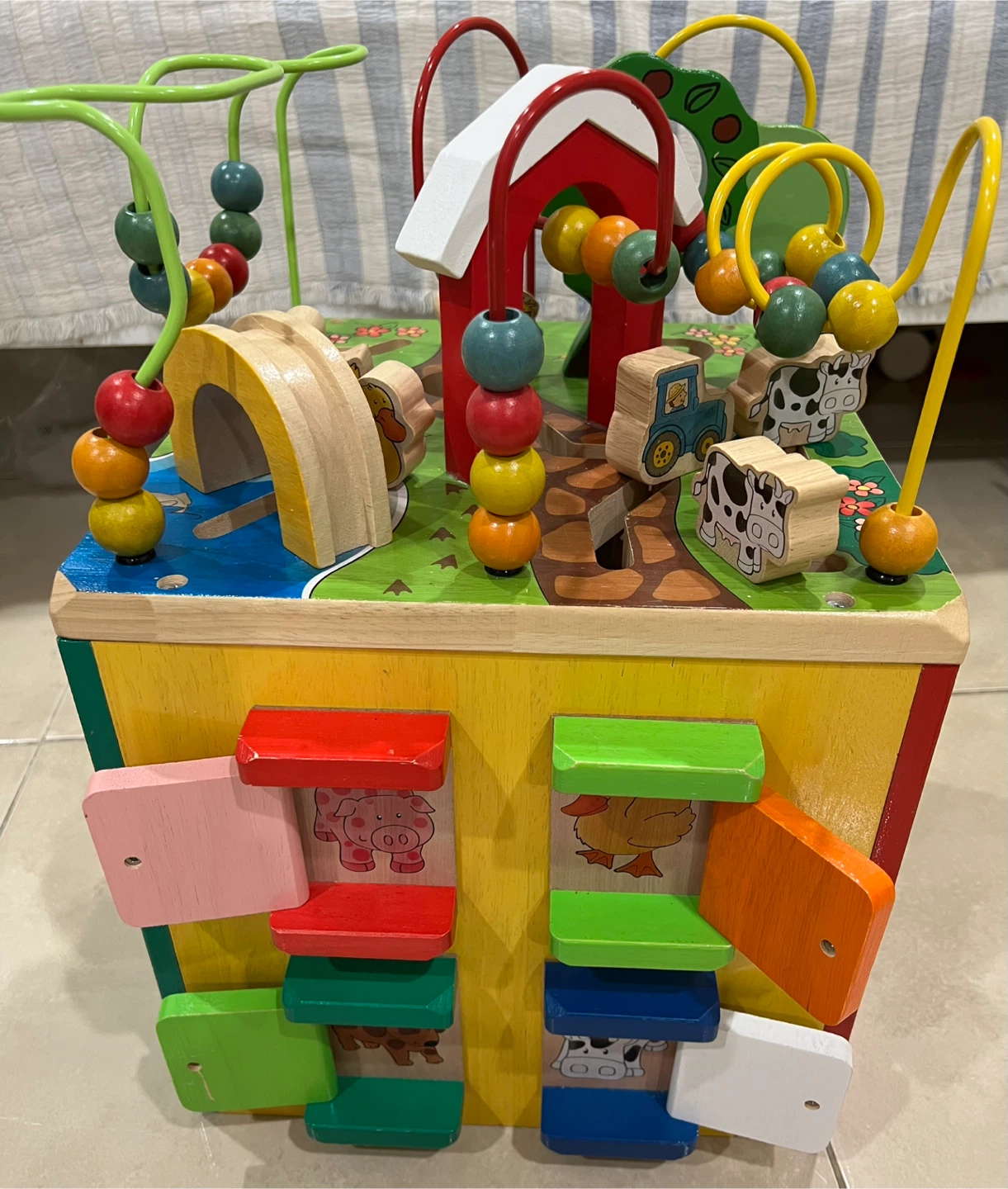 Wooden Activity Cube - Farm Theme - photo 4