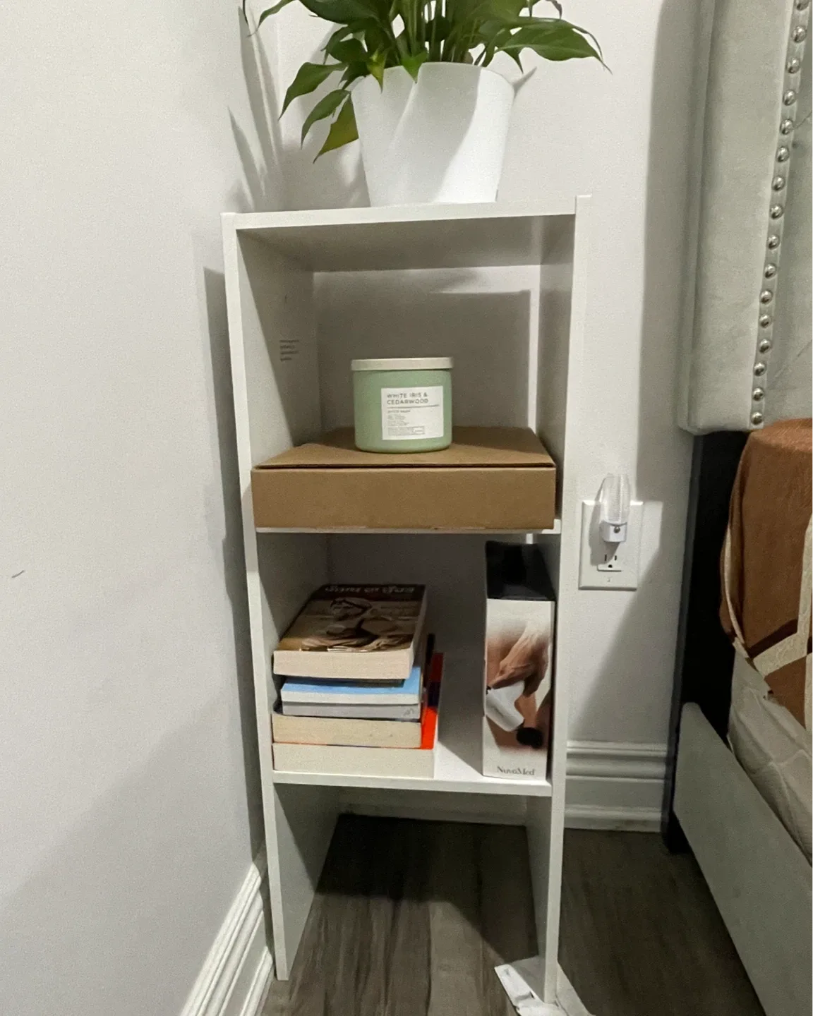 White Shelf Unit thumbnail