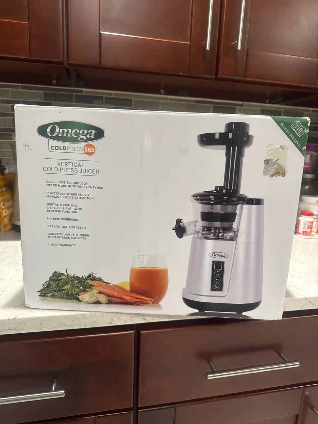 Omega Cold Press 365 Vertical Juicer