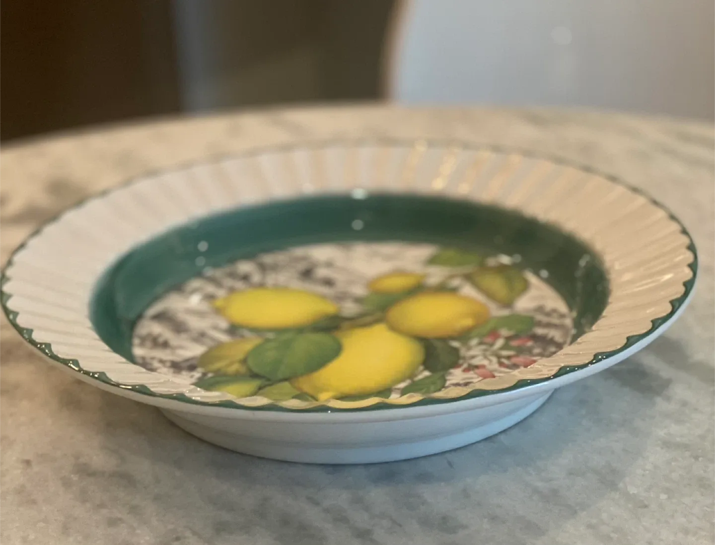 Vietri Solimene Lemons Serving Bowl image indicator(2)
