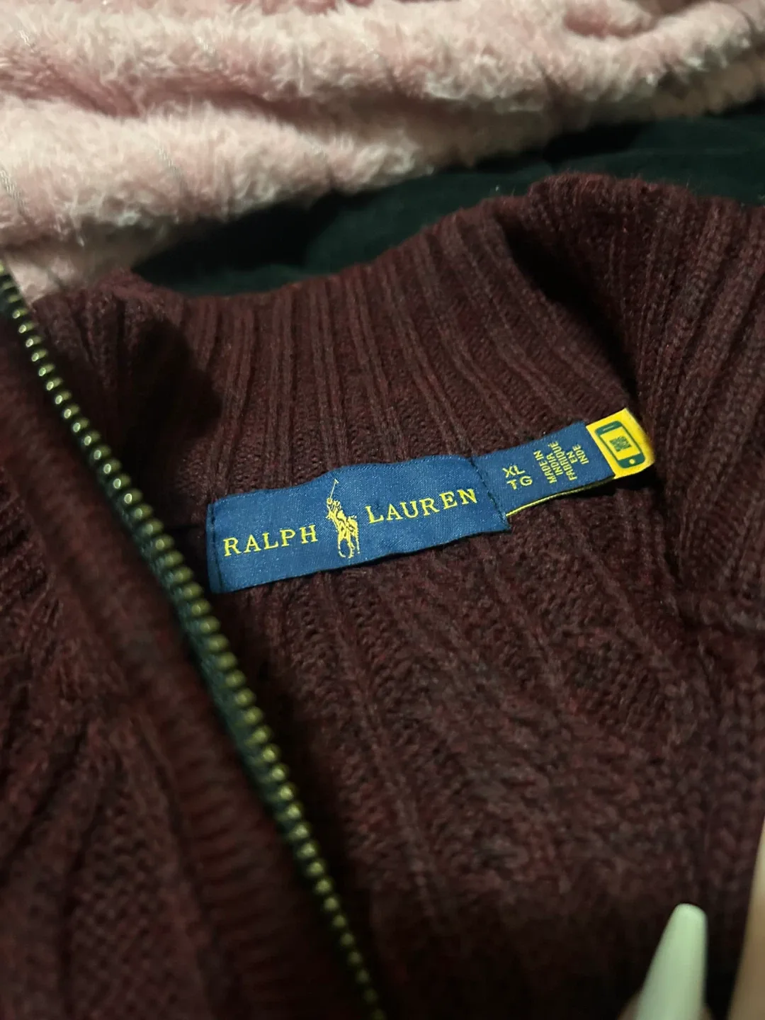 Ralph Lauren XL Burgundy Cable Knit Pullover image indicator(3)