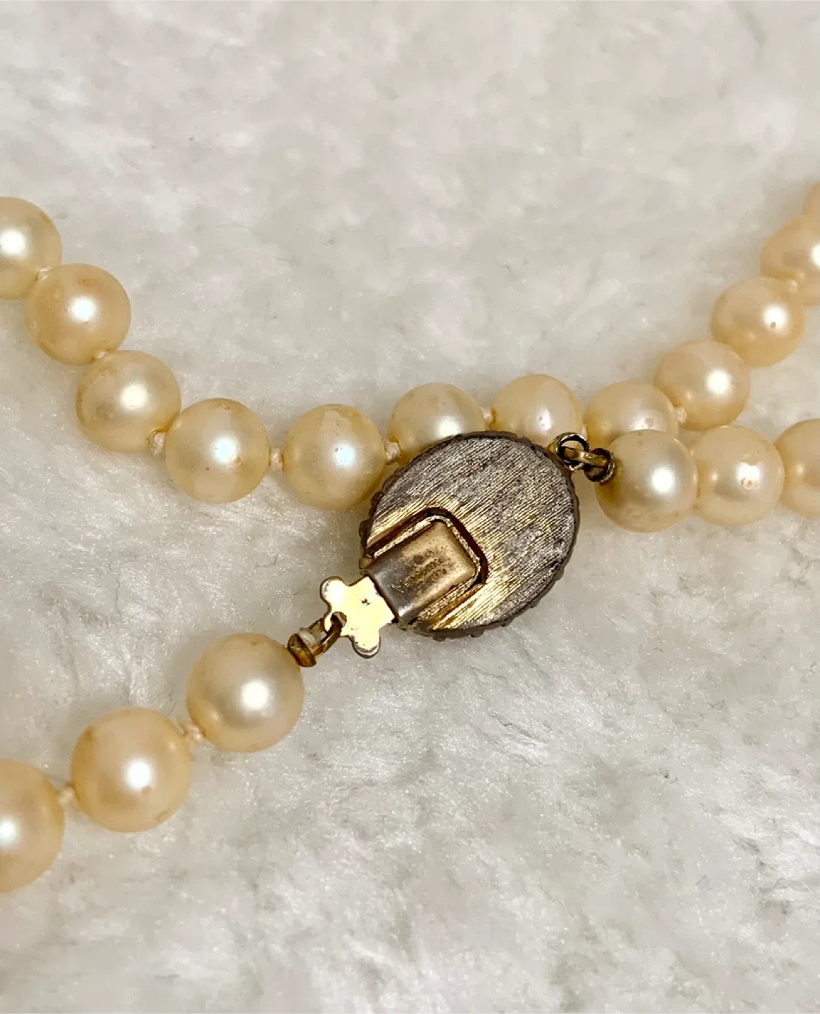 Vintage Vendome Pearl Necklace image indicator(3)