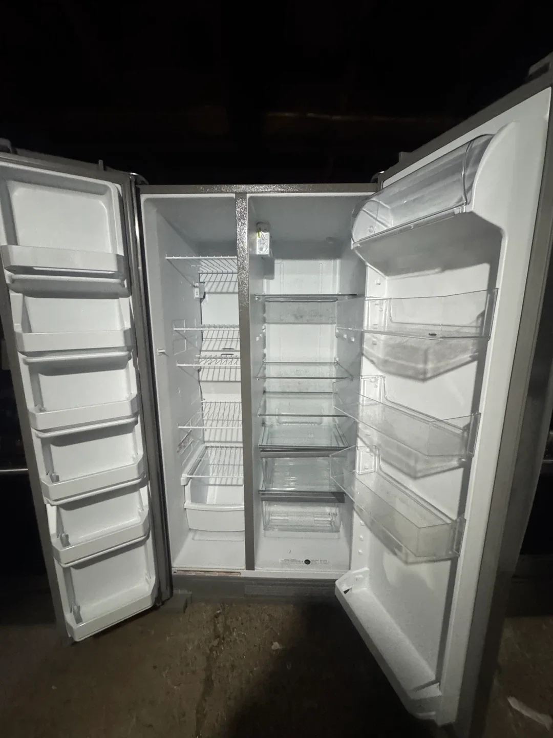 Frigidaire Refrigerator image indicator(2)