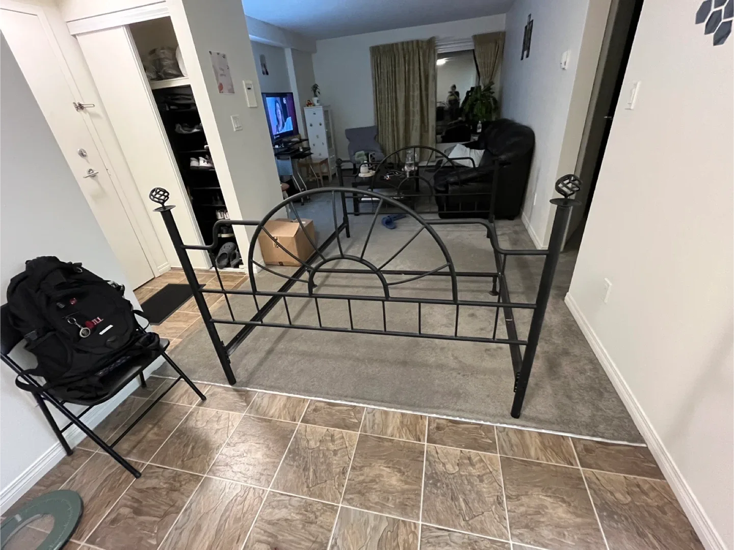 Queen Metal Bed Frame image indicator(4)