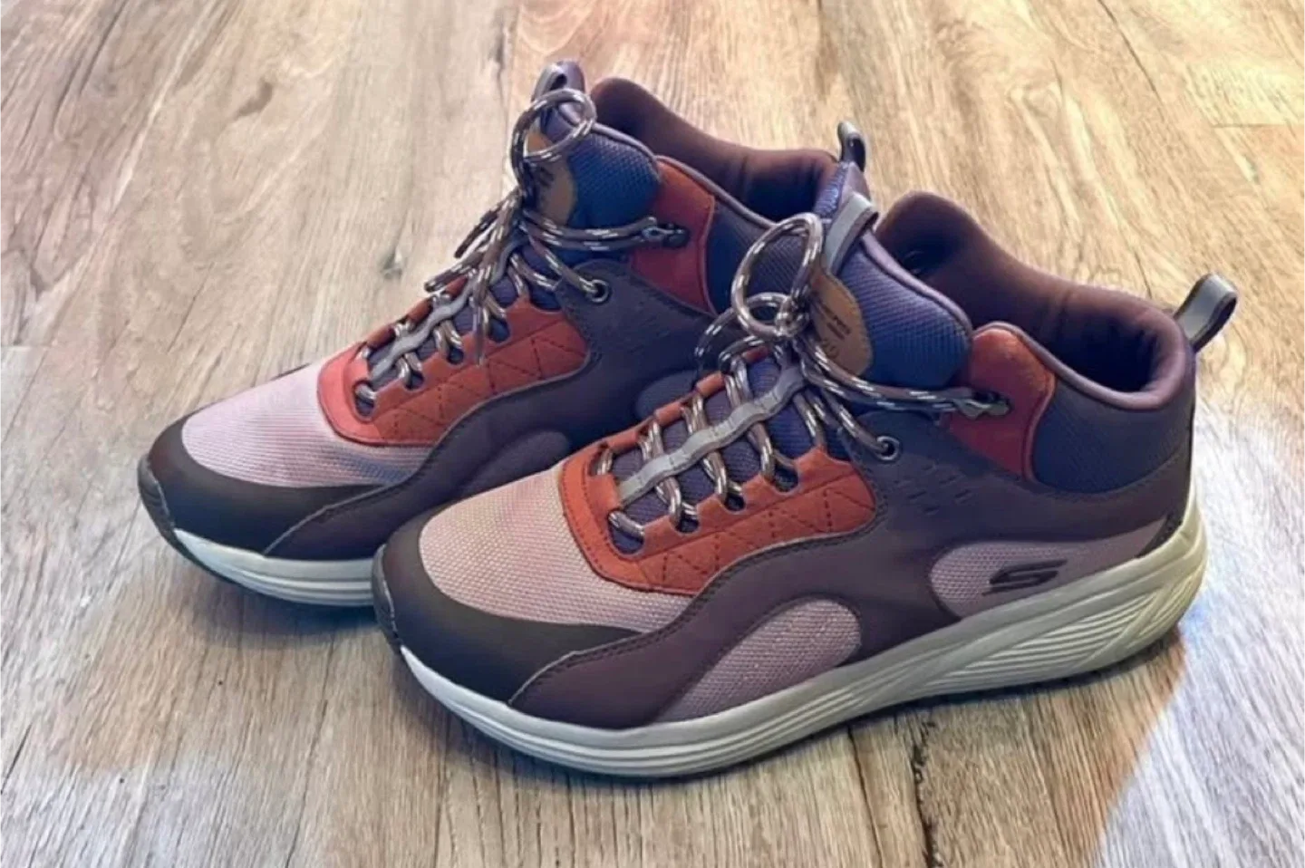 Skechers BOBS – Memory Foam Women’s Boots