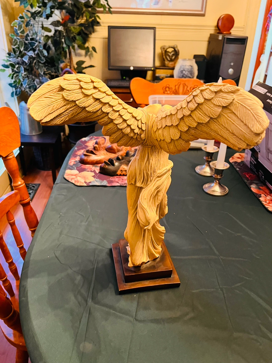Winged Victory of Samothrace Statue - photo 2