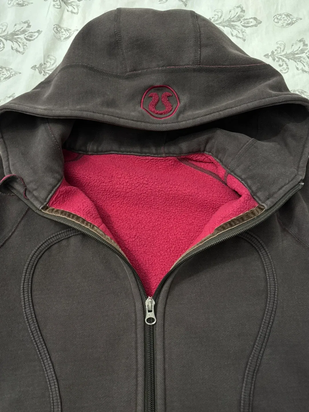 Lululemon Scuba Hoodie - Dark Brown image indicator(5)