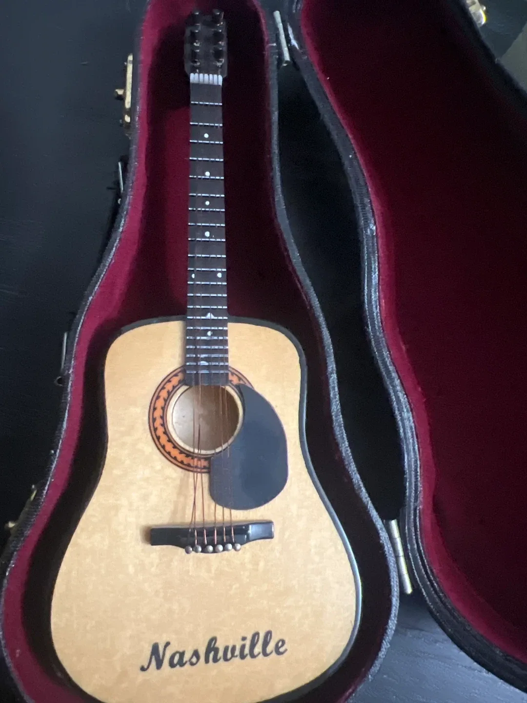 Nashville Miniature Guitar with Case