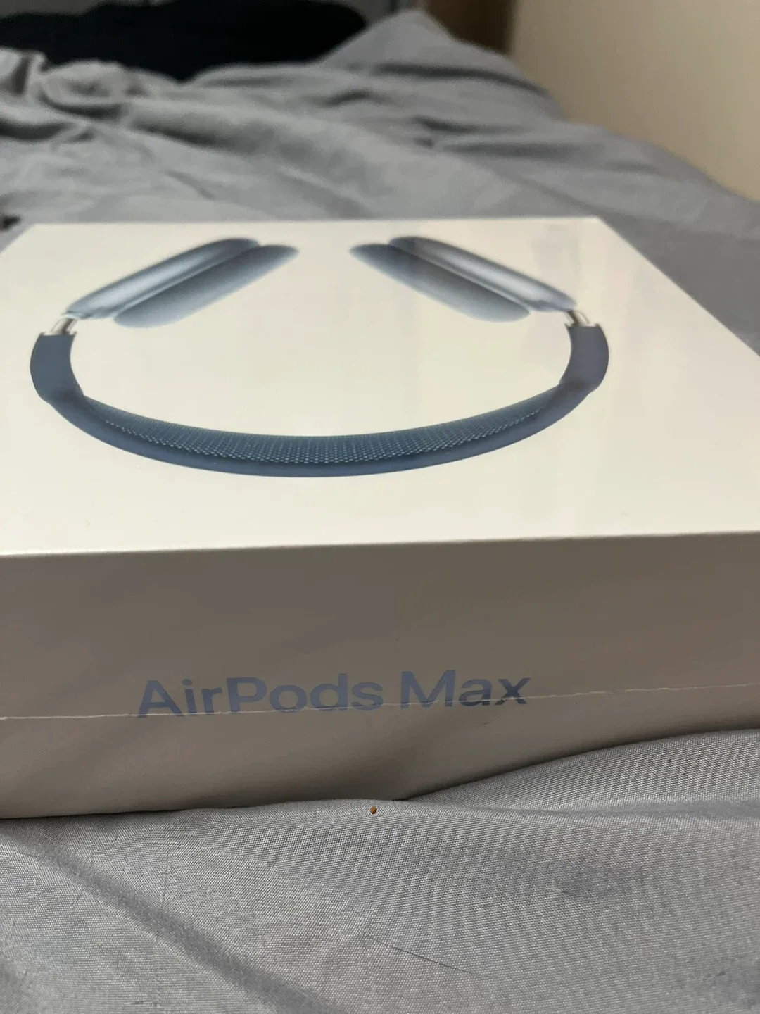 Apple AirPods Max - with Box! image indicator(4)