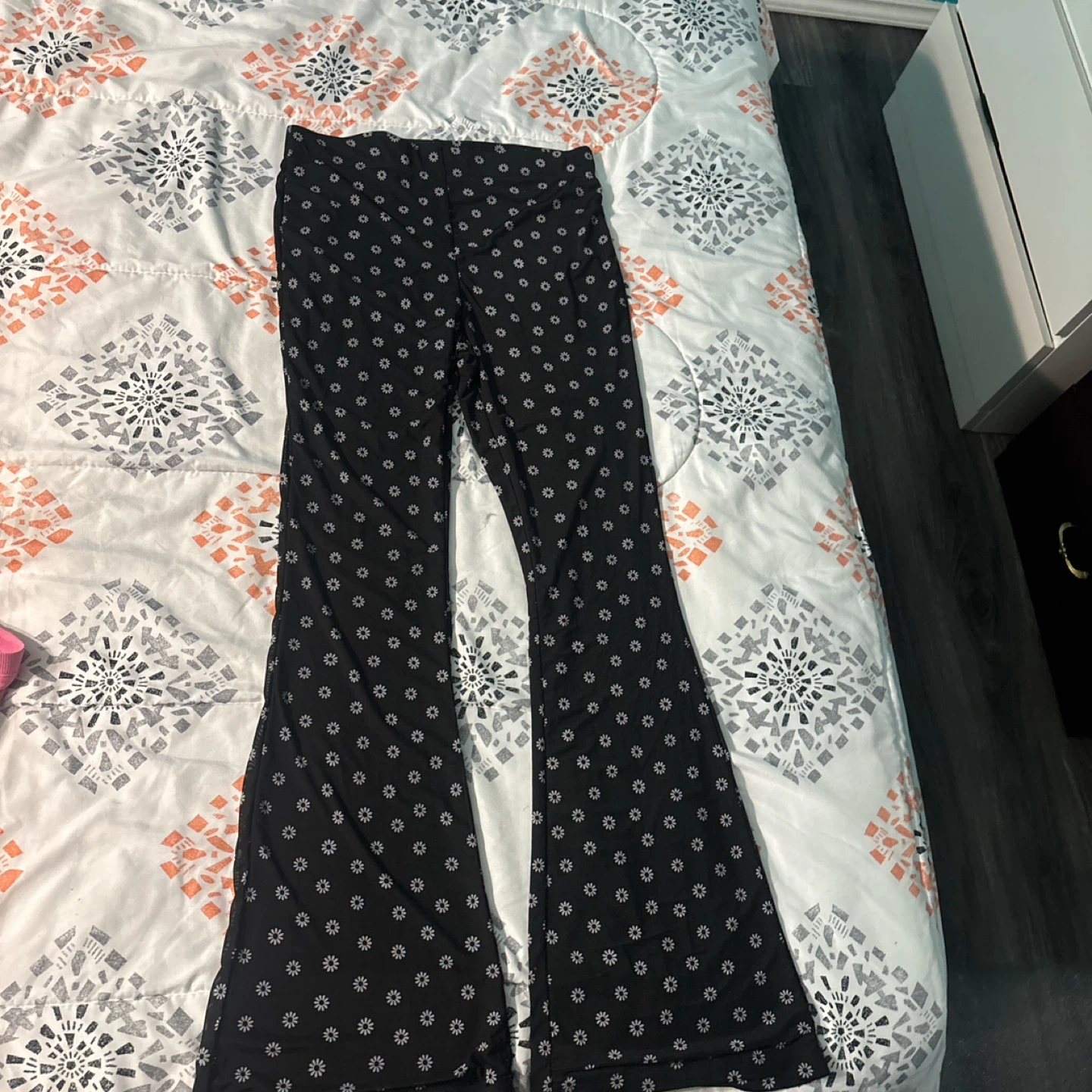 Black Floral Flare Leggings