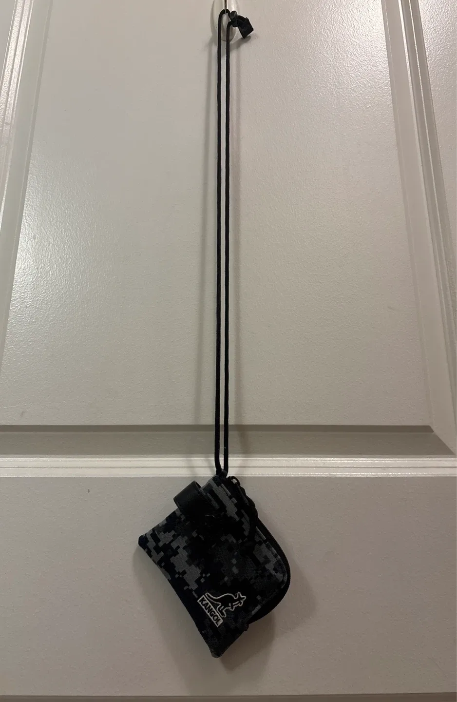 Kangol Camo Pouch with Strap image indicator(2)