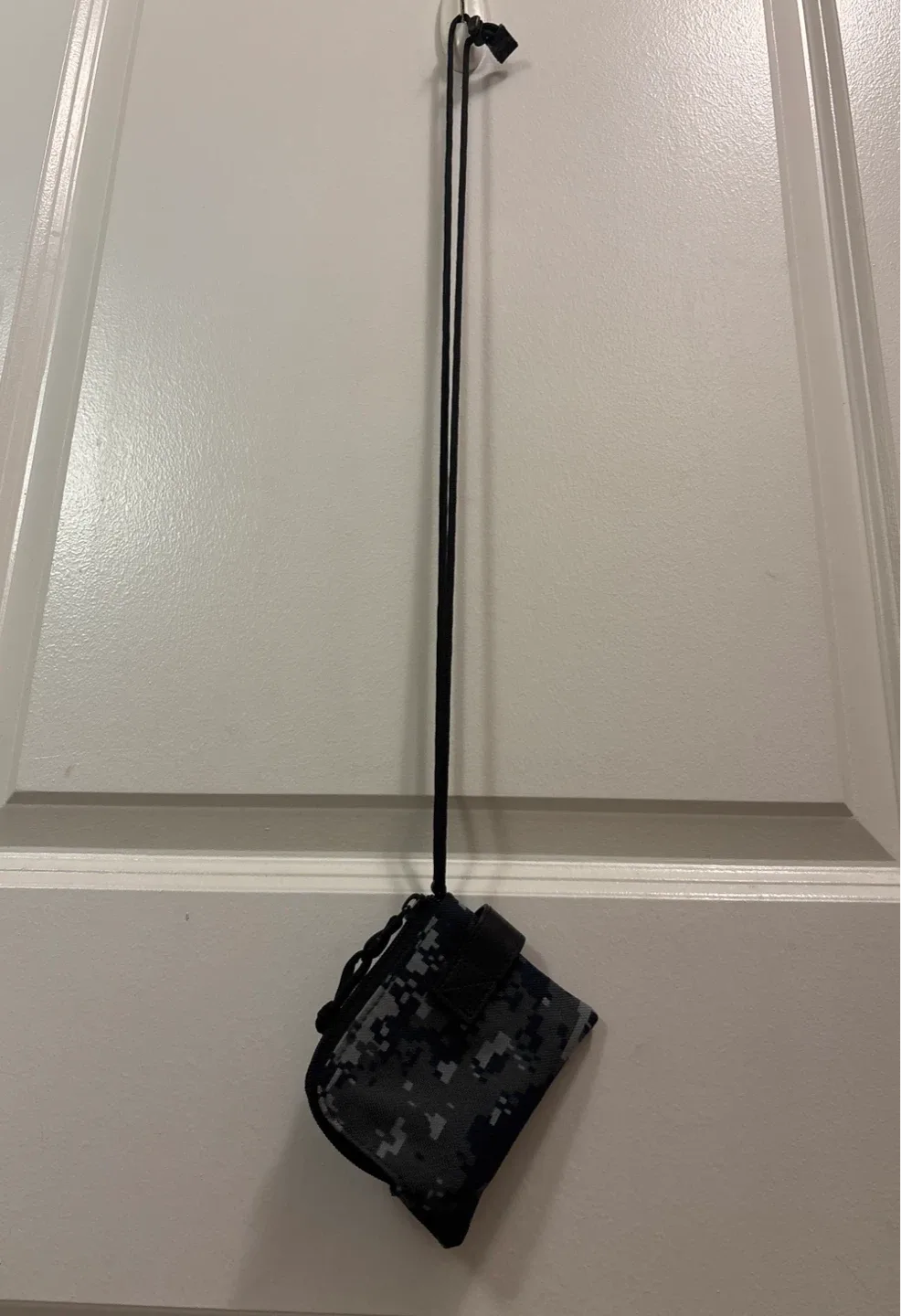 Kangol Camo Pouch with Strap image indicator(3)