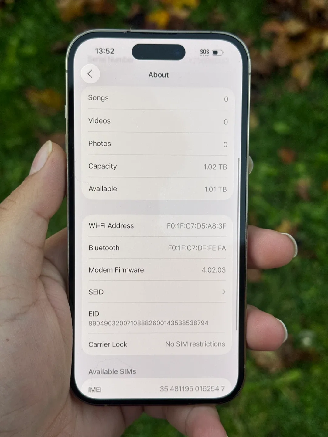 iPhone 14 Pro, gold 1 tb storage image indicator(8)