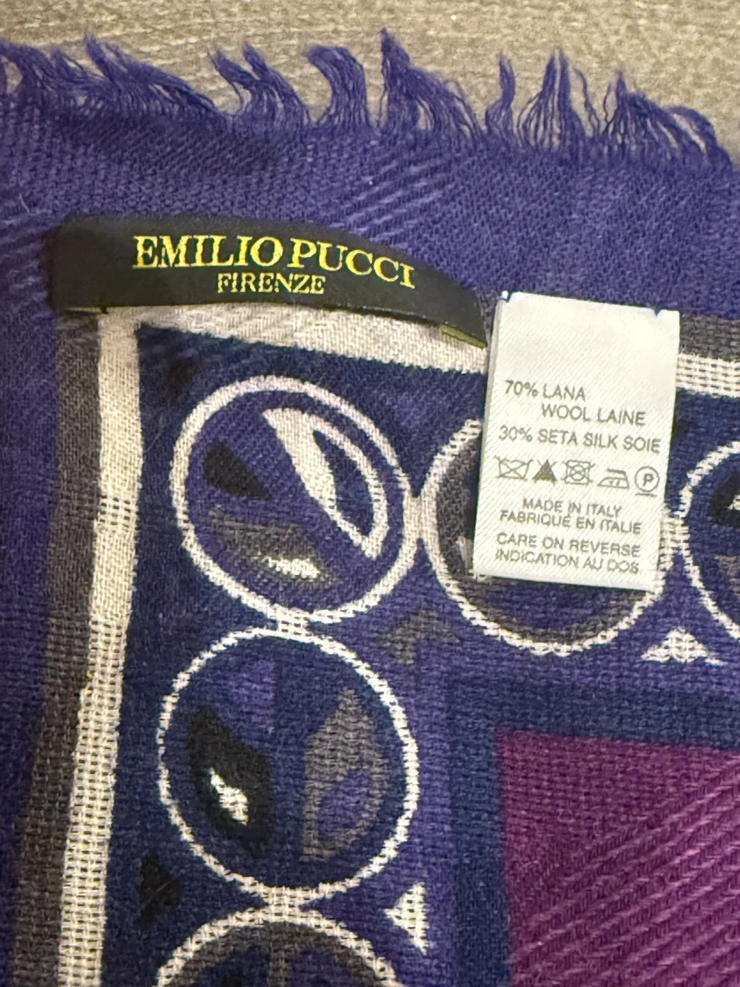 Emilio Pucci Wool & Silk Scarf Made In Italy image indicator(2)