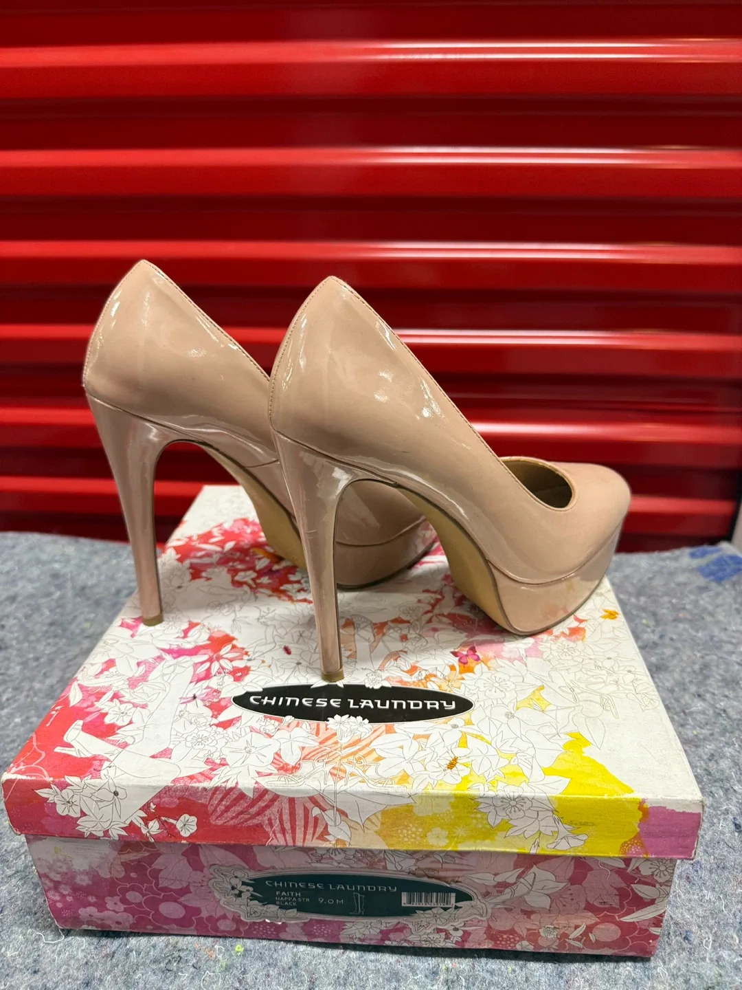 Pre-Loved Nude Heels thumbnail