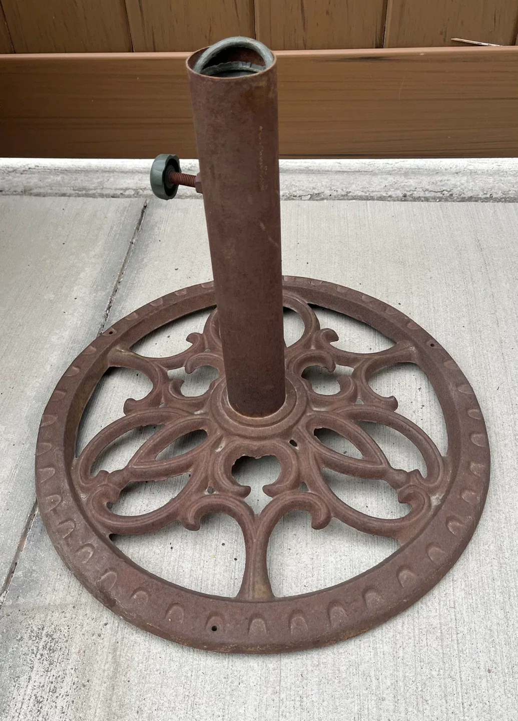 Umbrella Base - Brown Metal