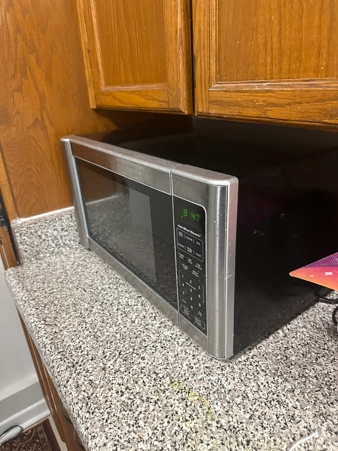 Hamilton Beach Microwave - photo 2