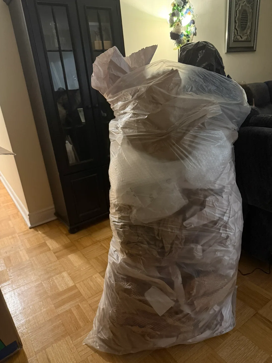 Moving Boxes - assorted sizes & wrapping paper image indicator(4)