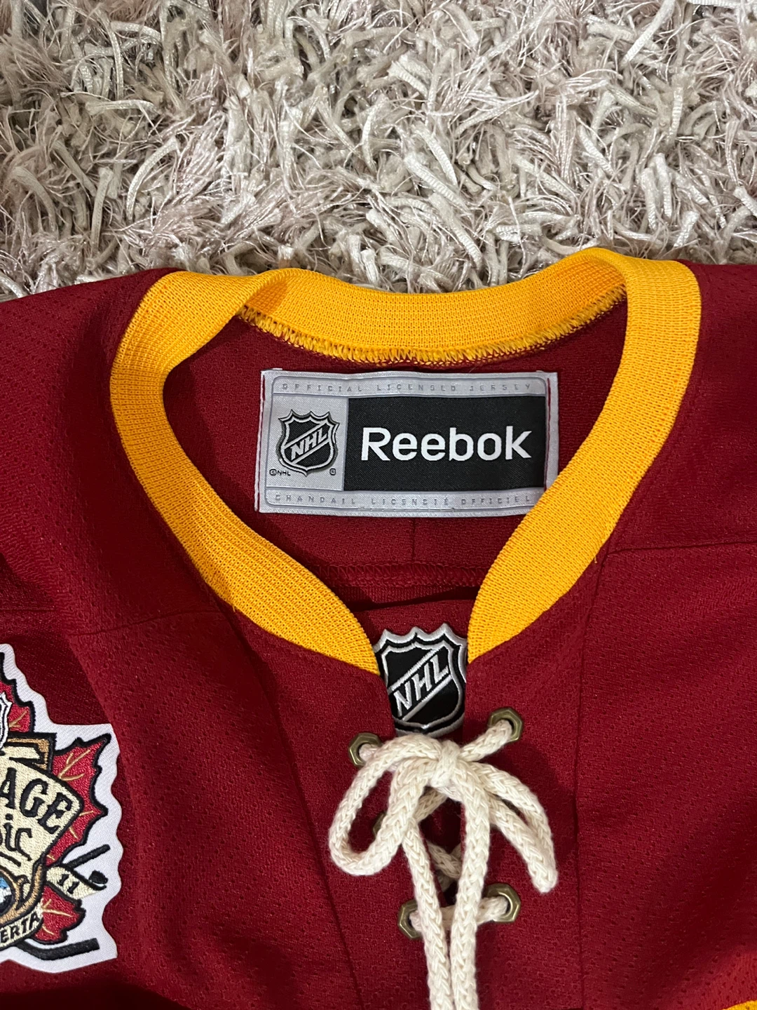 Reebok Calgary Flames Heritage Classic Bouwmeester Jersey - photo 3