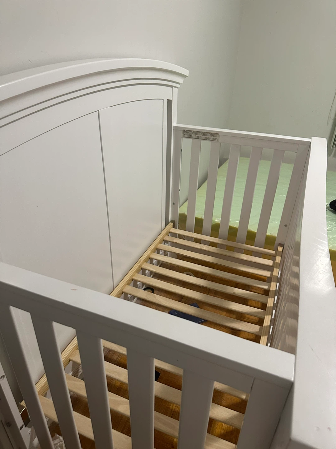 White Baby Crib - photo 2