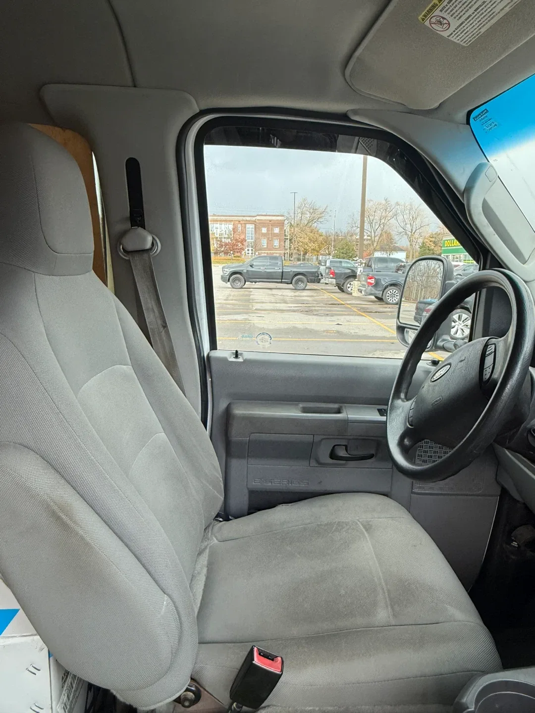 2012 Ford E250 cargo Van image indicator(9)