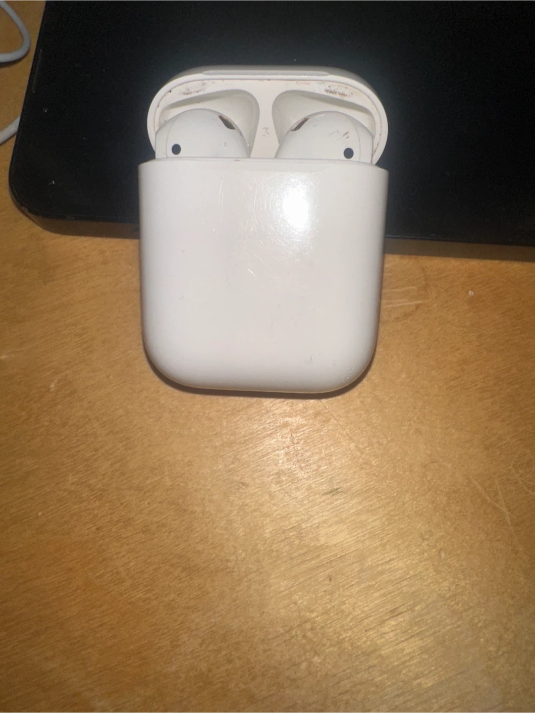 Apple AirPods (2nd Generation) - photo 3