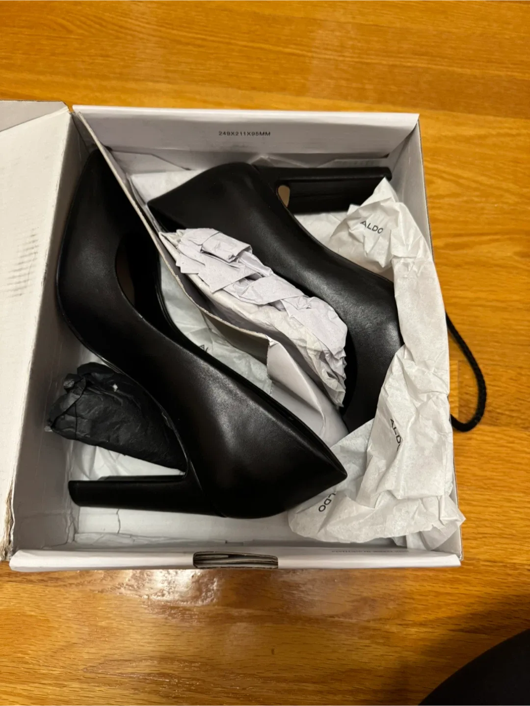 Aldo Qayria-97 Black Heels - Size 7 image indicator(6)