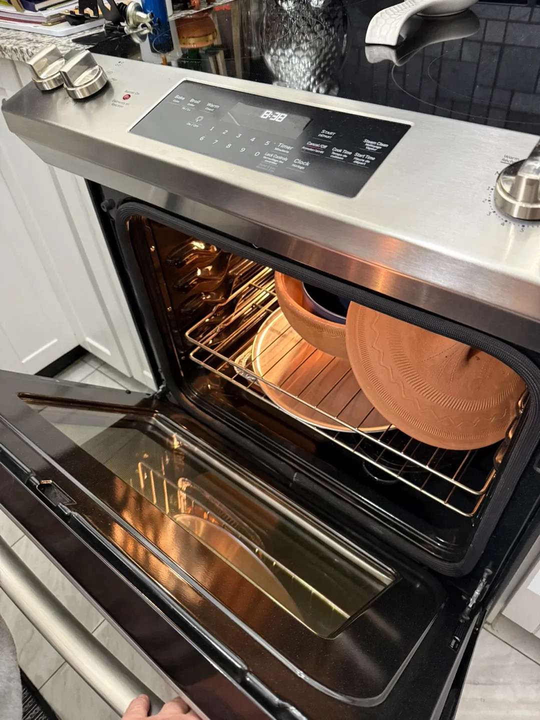 GE 30" Slide-In Electric Range image indicator(3)