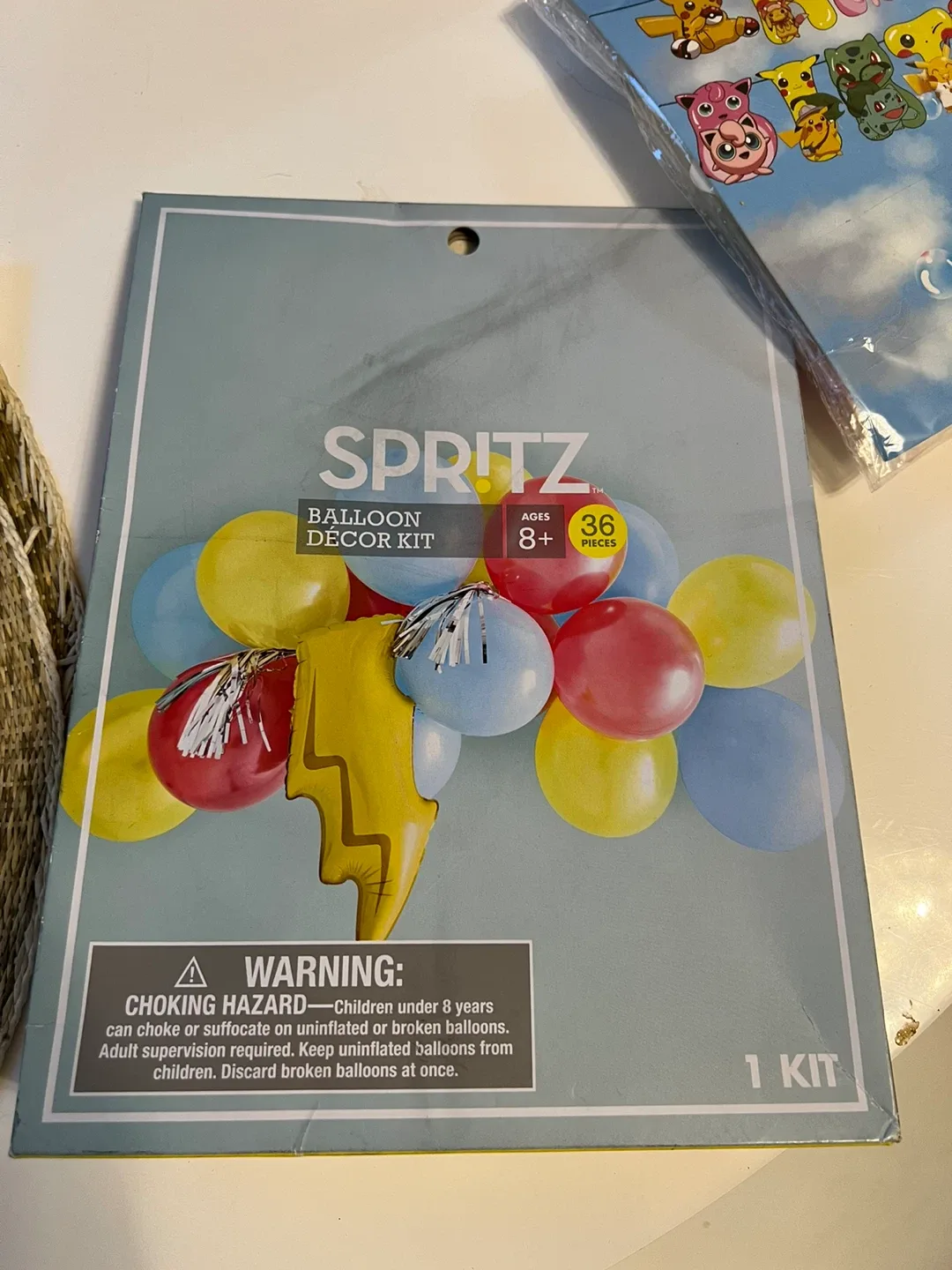 Spritz Balloon Decor Kit (36 Pieces)