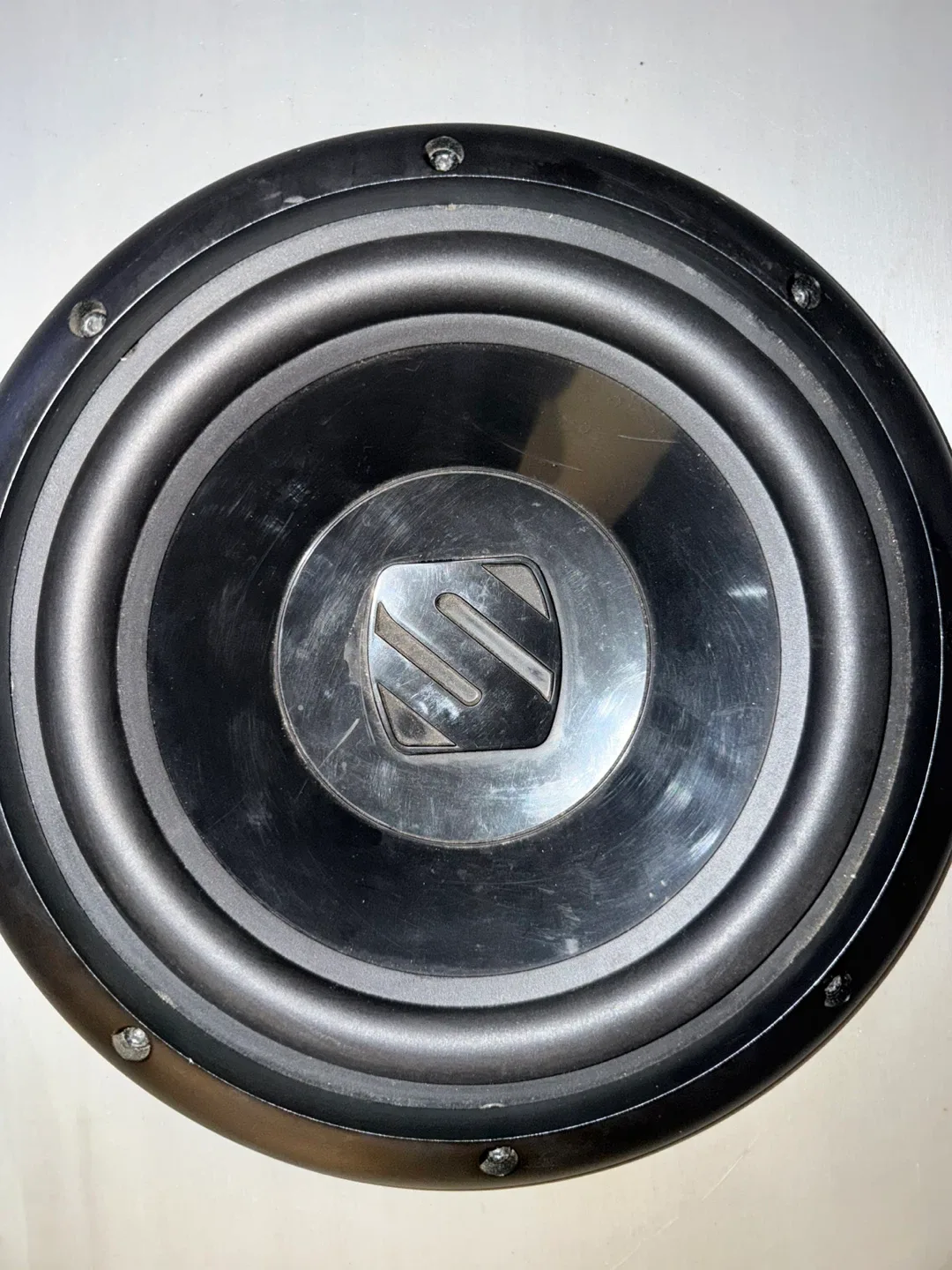 Scosche Subwoofer image indicator(5)