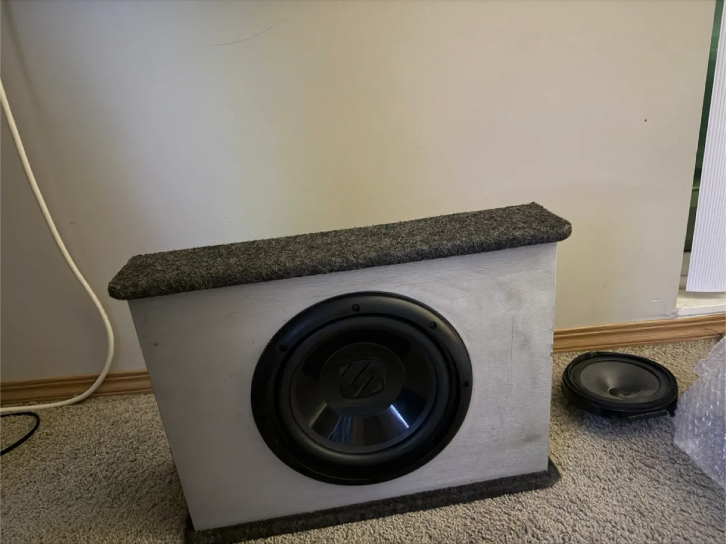 Scosche Subwoofer