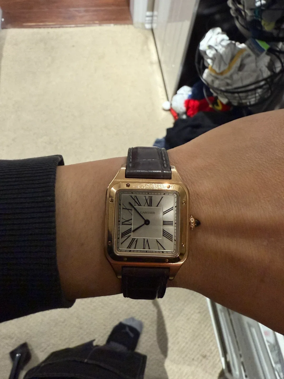 Cartier Santos Dumont Rose Gold Watch image indicator(2)