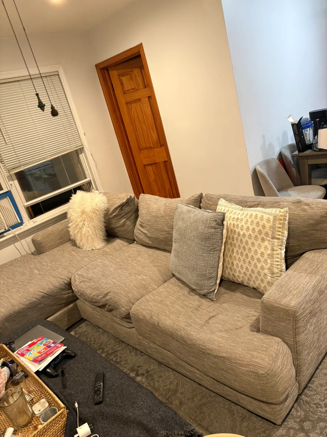 Comfortable Sectional Sofa - Great Condition! image indicator(3)