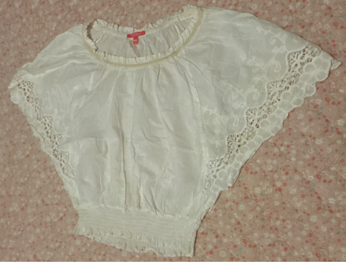 White Lace Shirts image indicator(3)