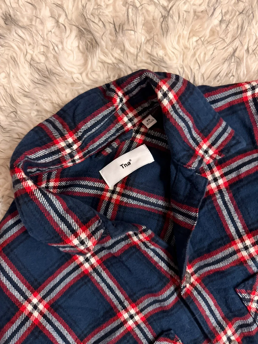 TNA Plaid Oversized Shirt - Hstn Chk Adml/D R Rd image indicator(3)