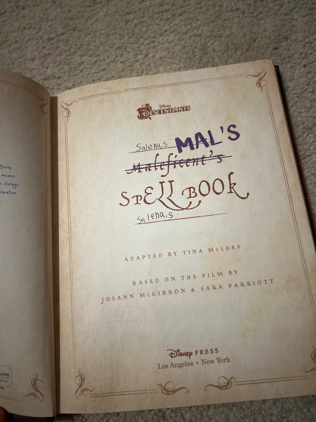 Disney Descendants Mal's Spell Book image indicator(5)