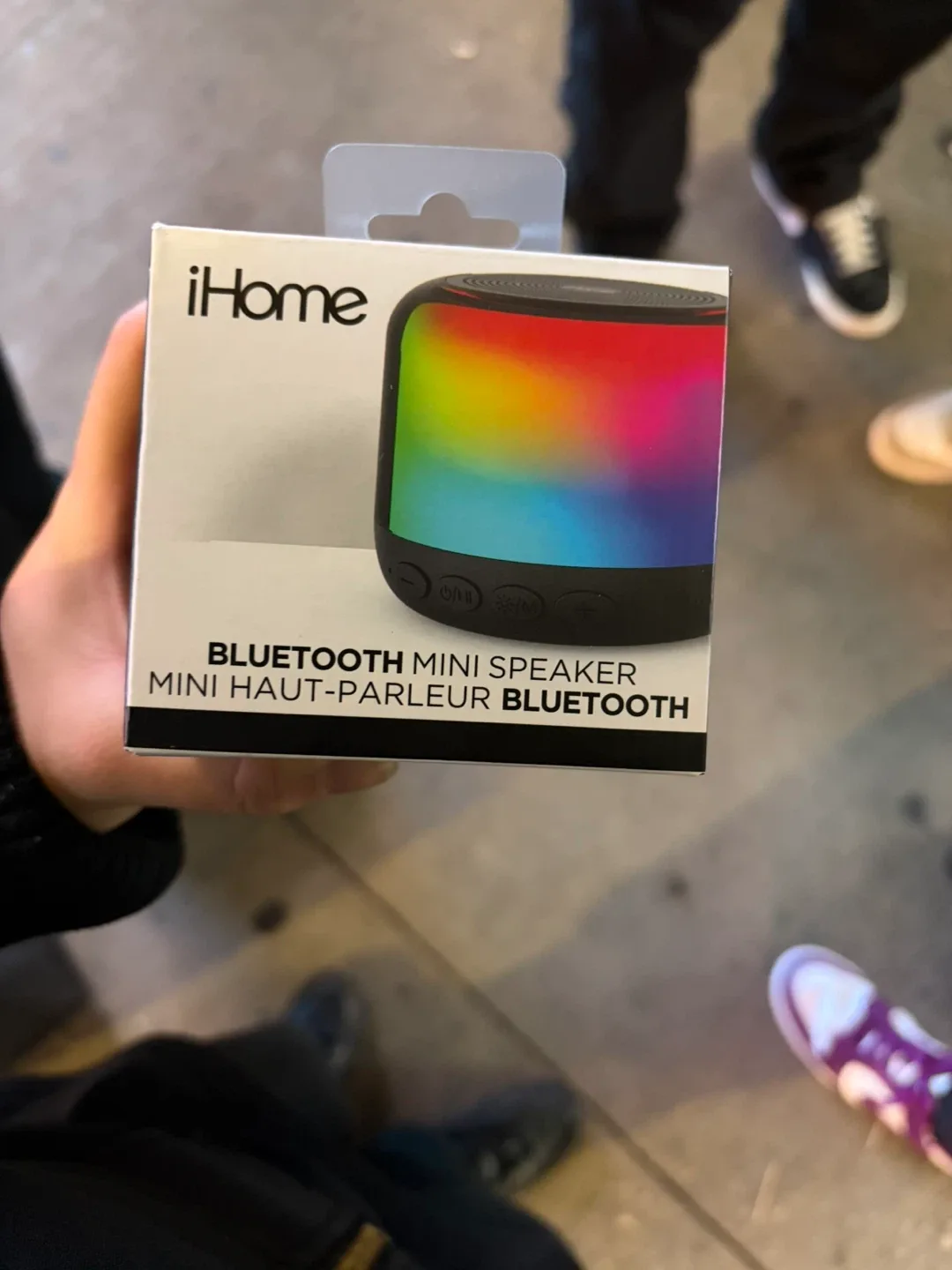 New iHome Bluetooth Mini Speaker with 8 Glow Modes image indicator(5)