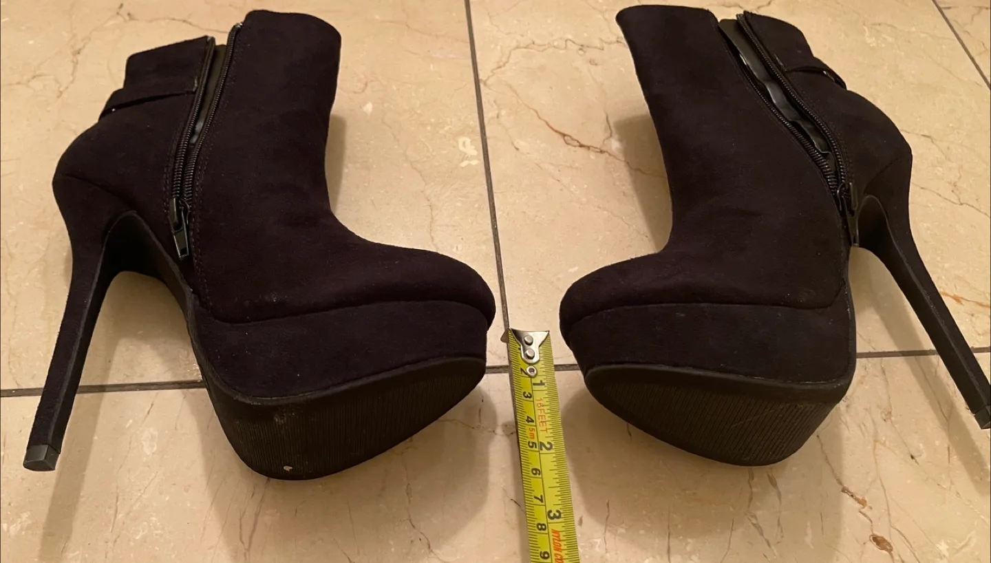 2 Pairs of Lady Platform High Heel Short Boots for Sale image indicator(4)