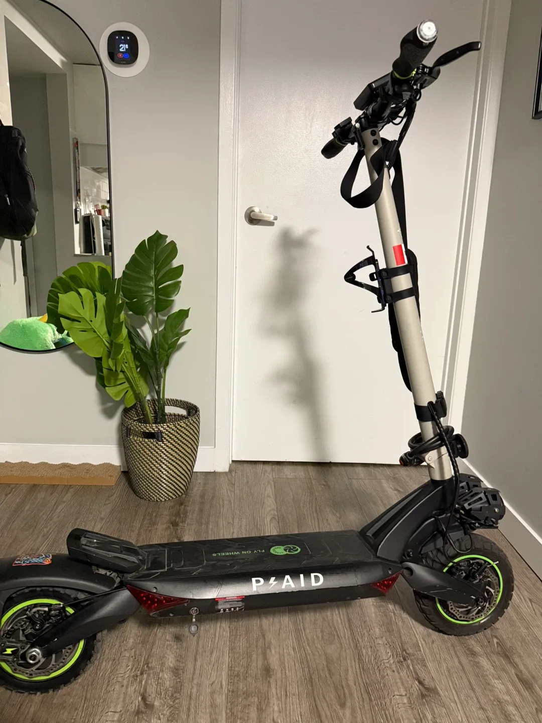 Plaid Electric Scooter image indicator(7)