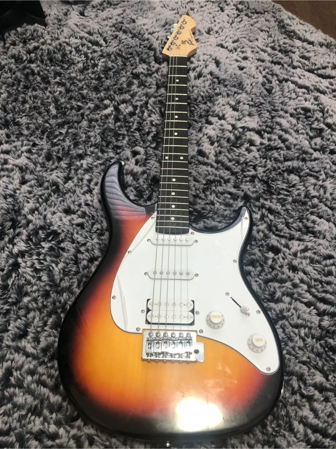 Move Out Sale! image indicator(5)