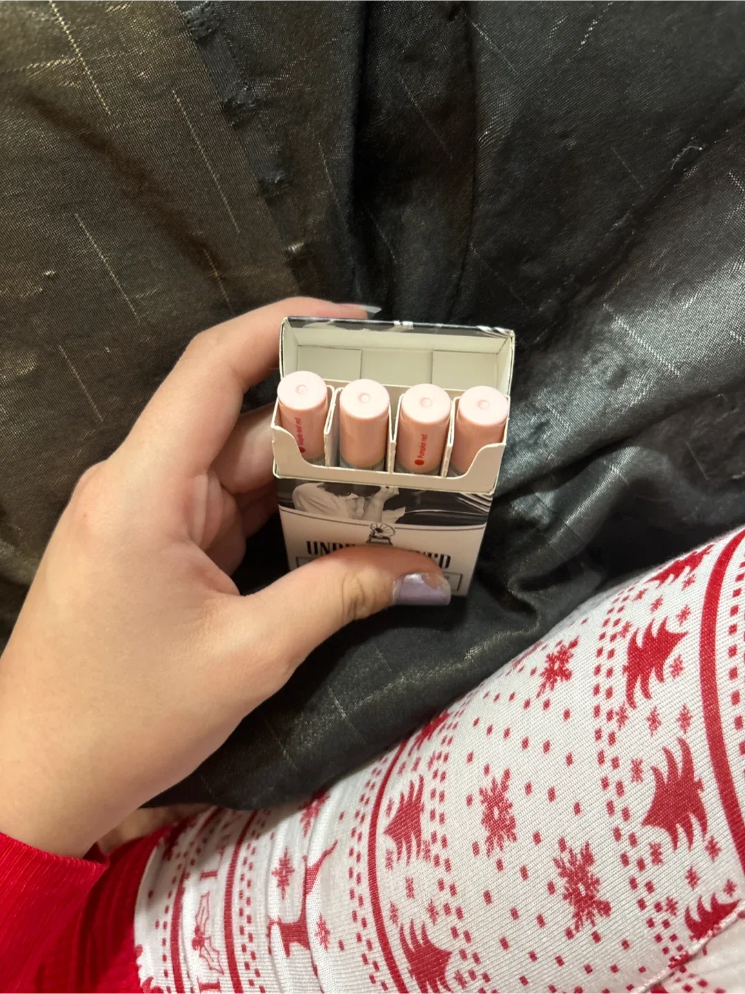 UNRESTRAINED lana del ray Lipstick Set image indicator(3)