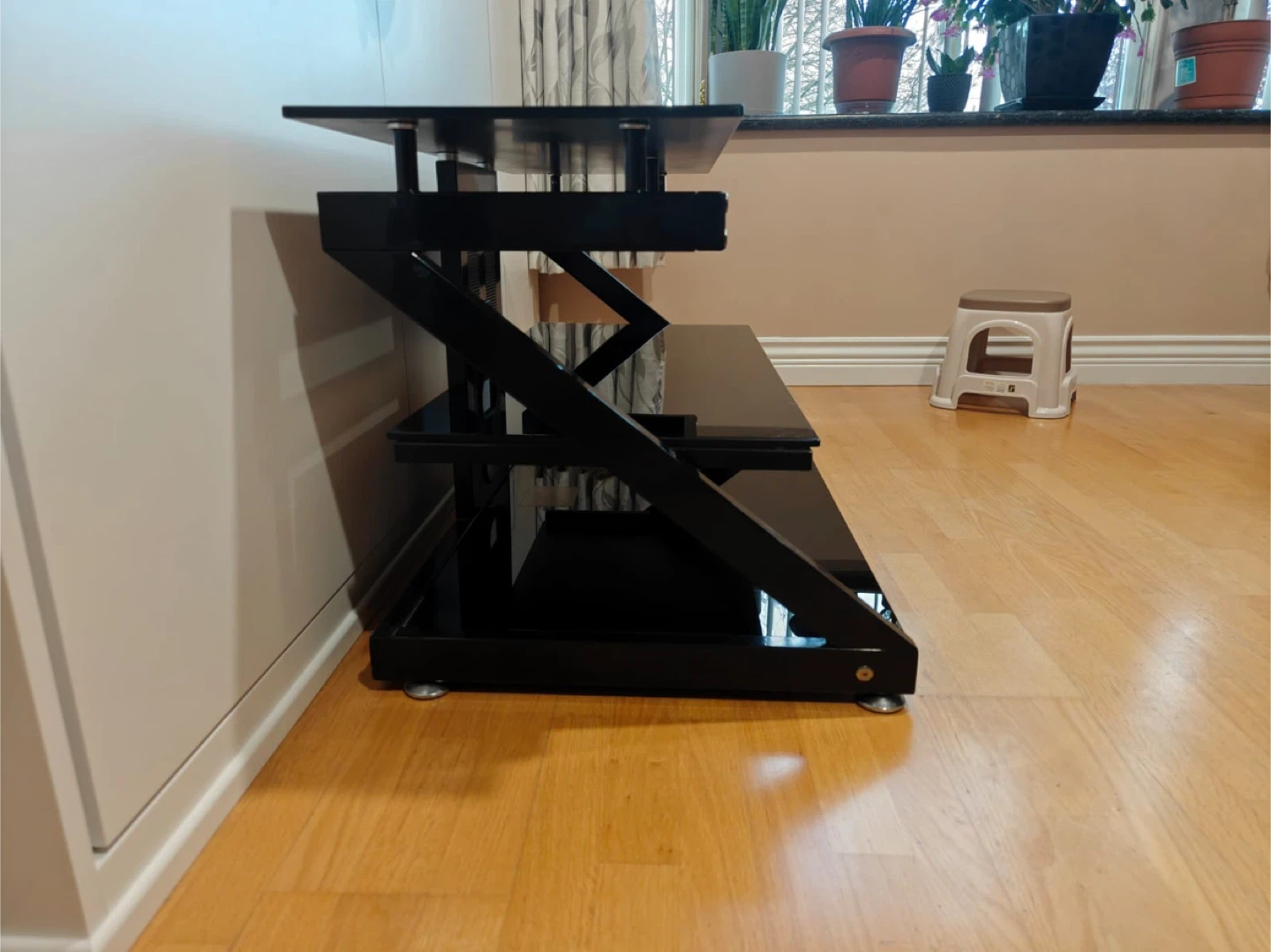 Black Glass TV Stand - photo 4