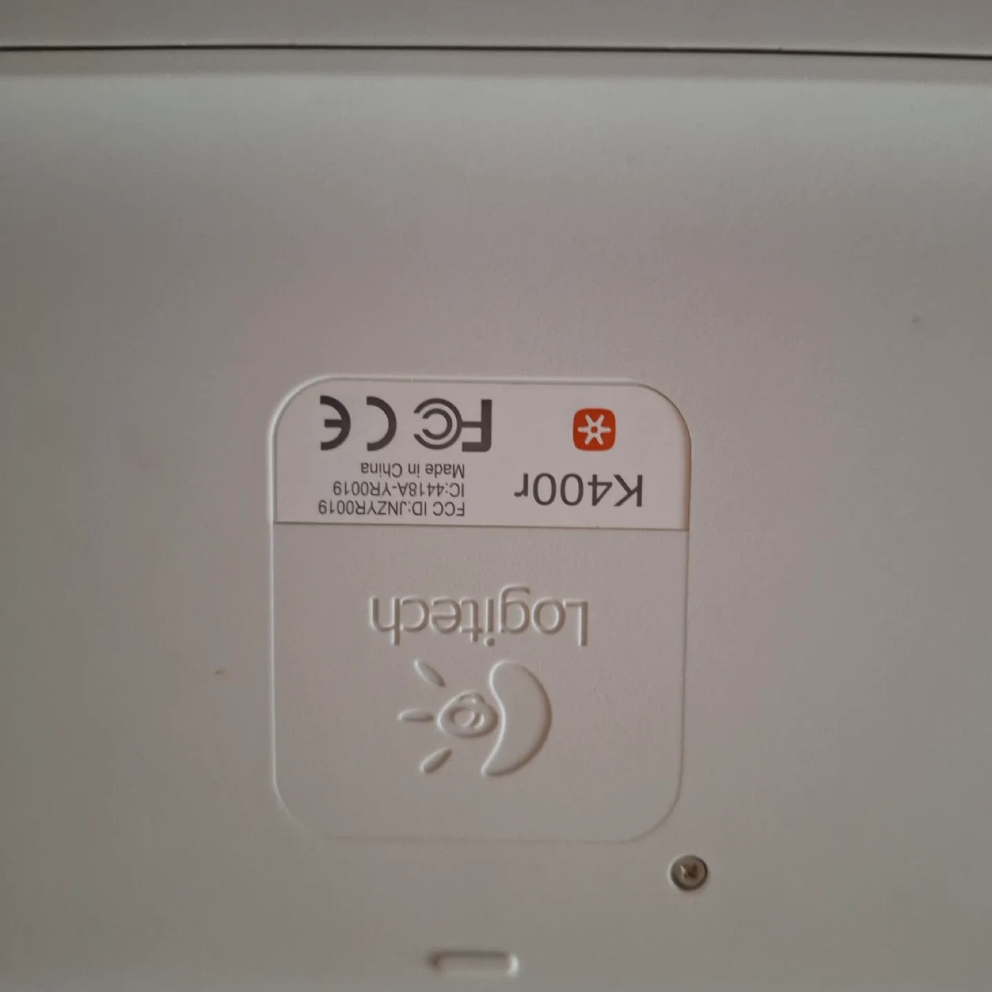 Logitech K400r Wireless Touch Keyboard image indicator(4)