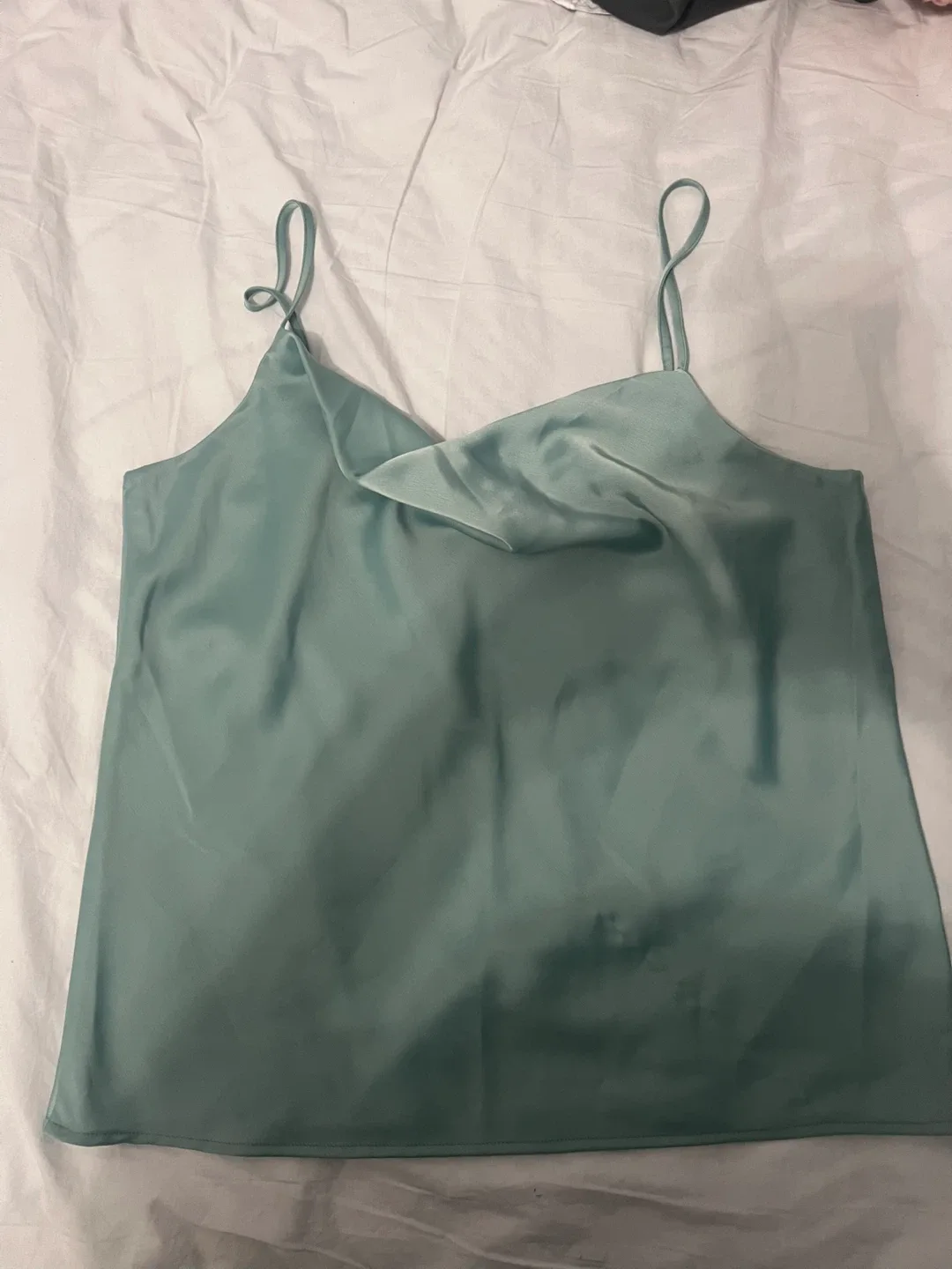 Women’s Banana Republic Cami Top - Size M