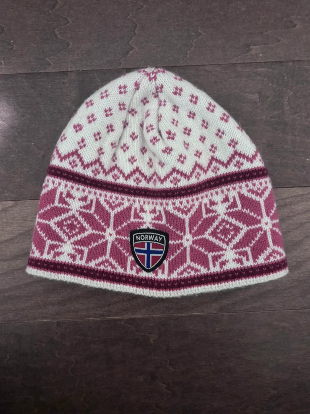 Norwegian Toque image indicator(2)